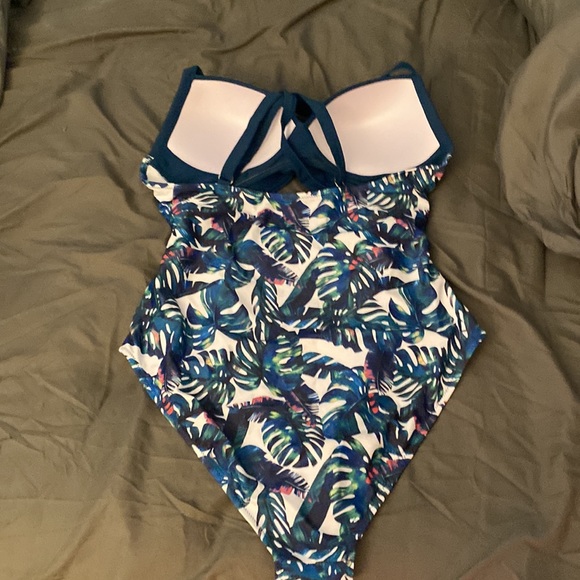 Amazon purchase, not sure the brand - Picture 2 of 2